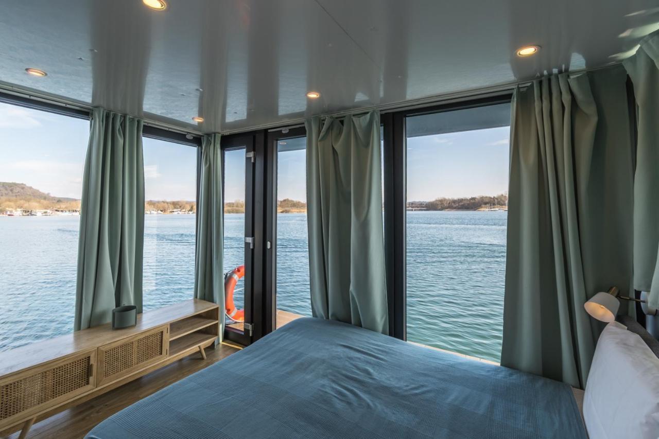 La Dolce Vita House Boat Hotel Lisanza Ngoại thất bức ảnh