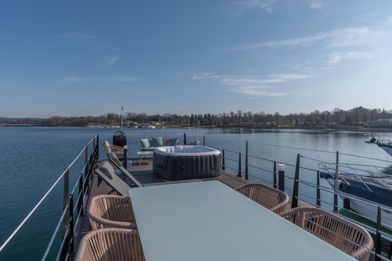 La Dolce Vita House Boat Hotel Lisanza Ngoại thất bức ảnh
